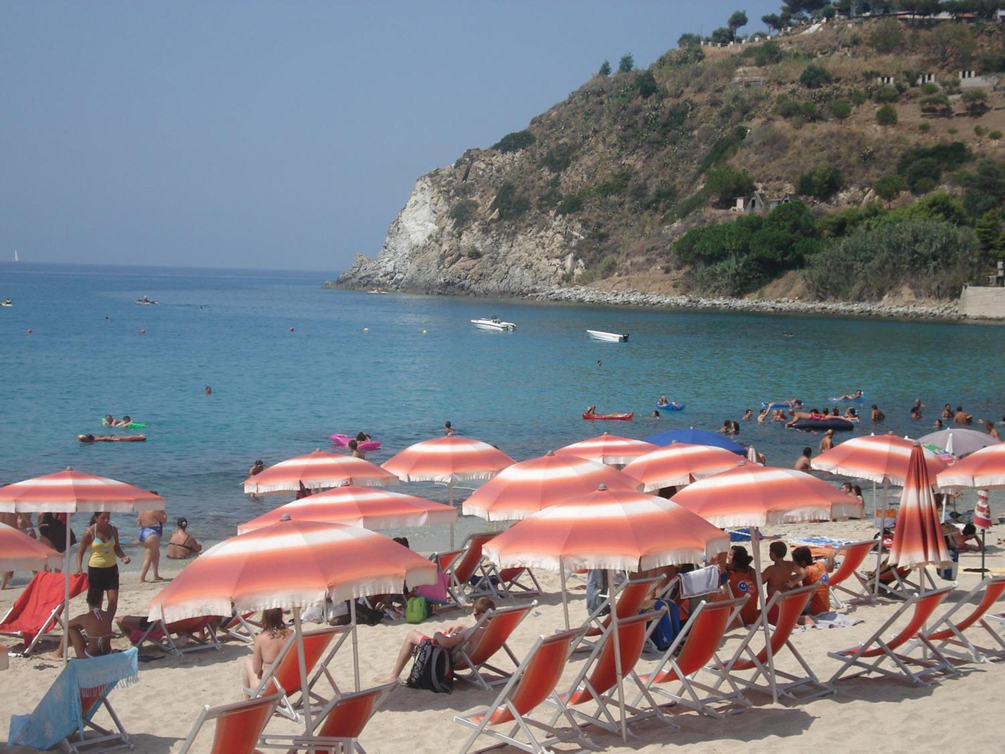 Villaggio Pineta Petto Bianco Capo Vaticano Ngoại thất bức ảnh