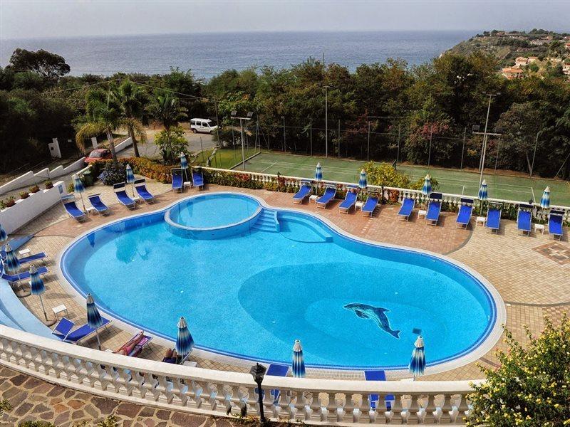 Villaggio Pineta Petto Bianco Capo Vaticano Ngoại thất bức ảnh